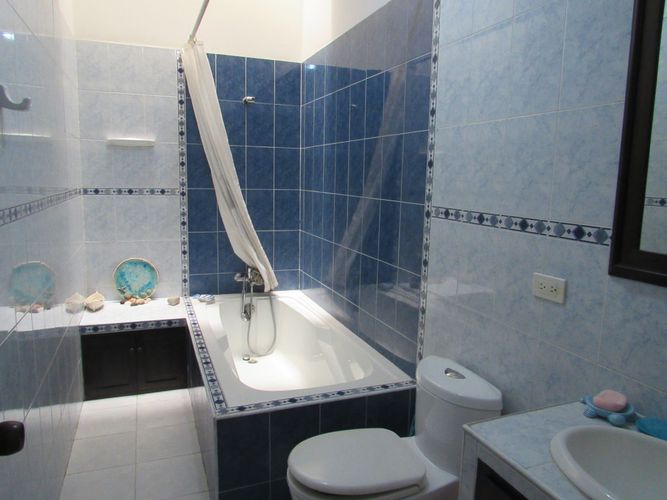 Casa de 5 alcobas en venta en La Flora, Cali, 261 m² · foto 12 de 24