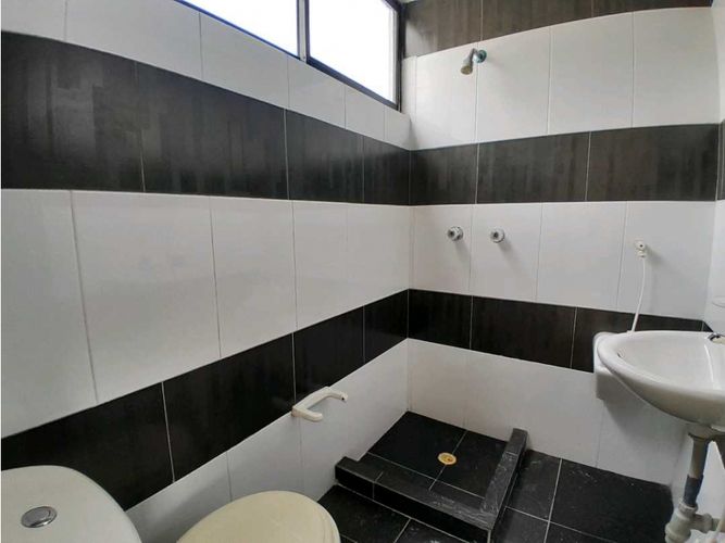 Local en arriendo en Estación Villa, Medellín, 80 m² · foto 18 de 18