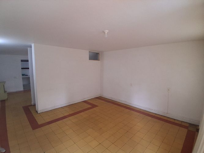 Casa de 6 alcobas en venta en San Alonso, Bucaramanga, 240 m² · foto 4 de 24