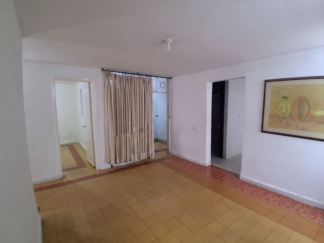 Casa de 6 alcobas en venta en San Alonso, Bucaramanga, 240 m² · foto 6 de 24