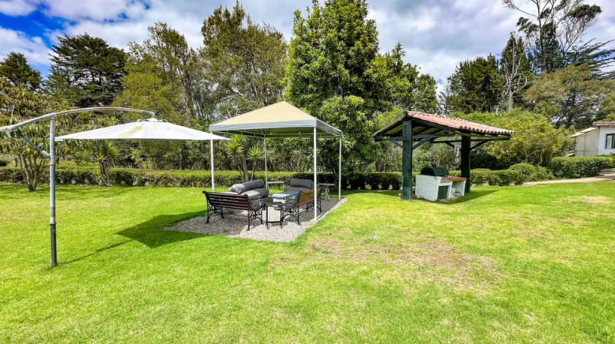 Finca en venta en El Rodeo, La Calera, 550 m² · foto 8 de 24