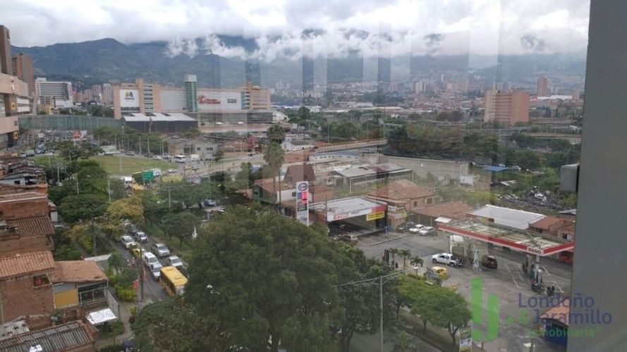 Oficina en venta en Primavera, Envigado, 37 m² · foto 10 de 12
