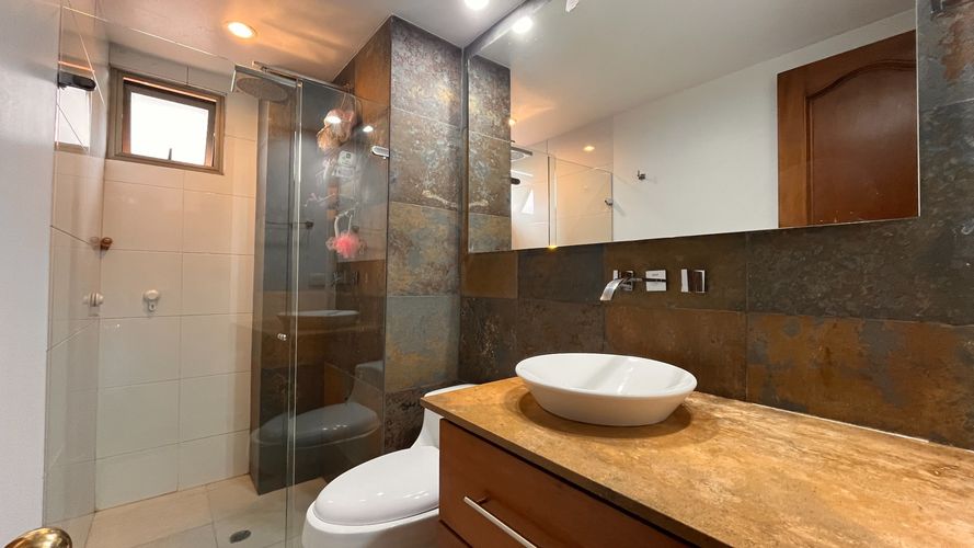 Apartamento de 4 alcobas en arriendo en Cerros De Suba, Bogotá, 206 m² · foto 23 de 24