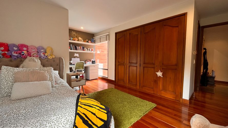 Apartamento de 4 alcobas en arriendo en Cerros De Suba, Bogotá, 206 m² · foto 22 de 24