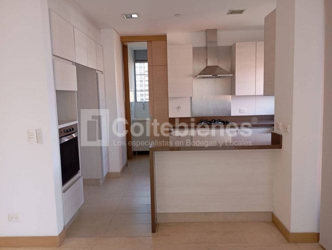 Apartamento de 4 alcobas en arriendo en Alejandría, Medellín, 170 m² · foto 3 de 19