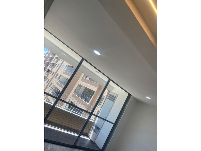 Apartamento de 3 alcobas en venta en El Porvenir, Rionegro, 74 m² · foto 3 de 17
