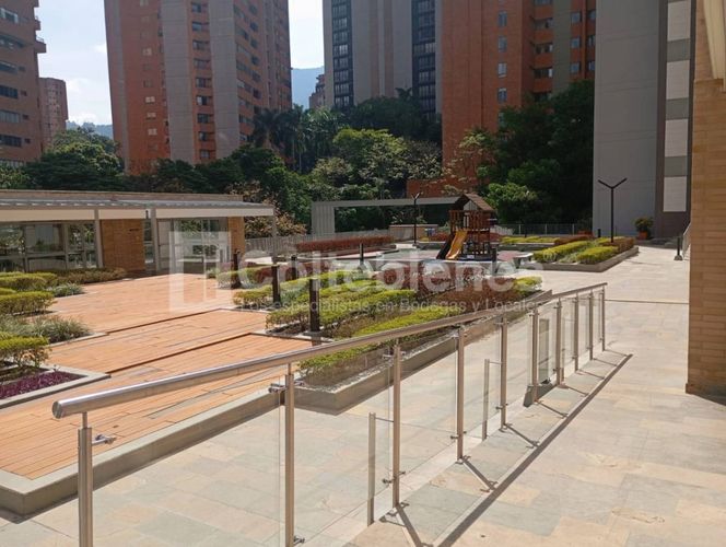Apartamento de 4 alcobas en arriendo en Alejandría, Medellín, 170 m² · foto 16 de 19