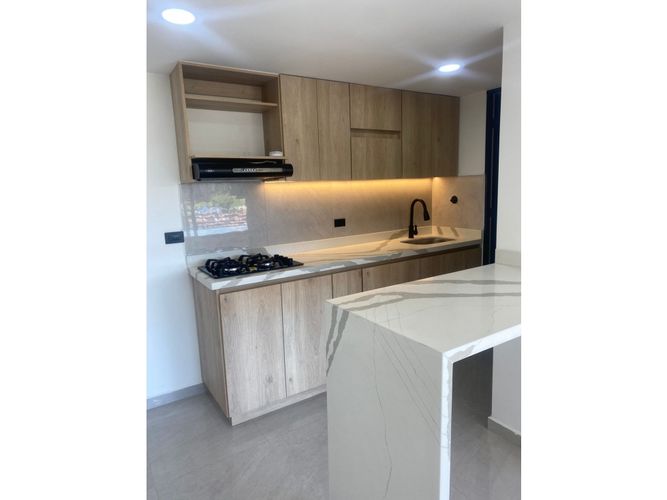 Apartamento de 3 alcobas en venta en El Porvenir, Rionegro, 74 m² · foto 16 de 17