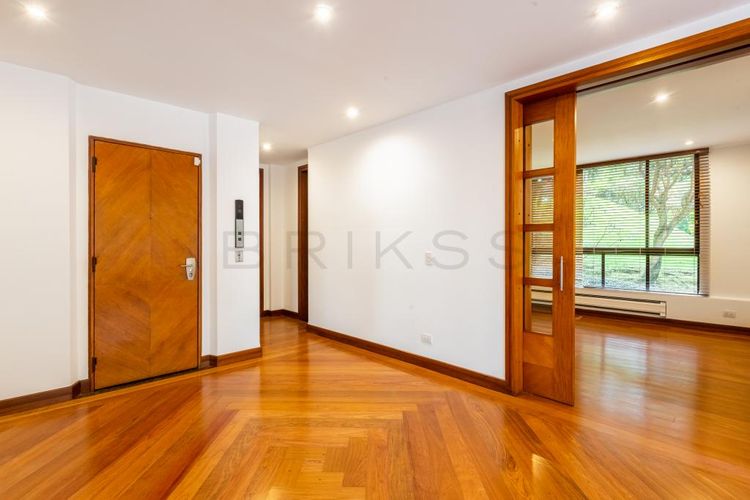 Apartamento de 4 alcobas en venta en Paramo, Bogotá, 298 m² · foto 3 de 20