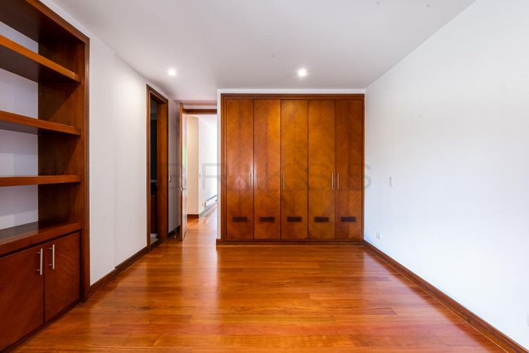 Apartamento de 4 alcobas en venta en Paramo, Bogotá, 298 m² · foto 14 de 20