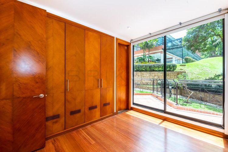 Apartamento de 4 alcobas en venta en Paramo, Bogotá, 298 m² · foto 16 de 20