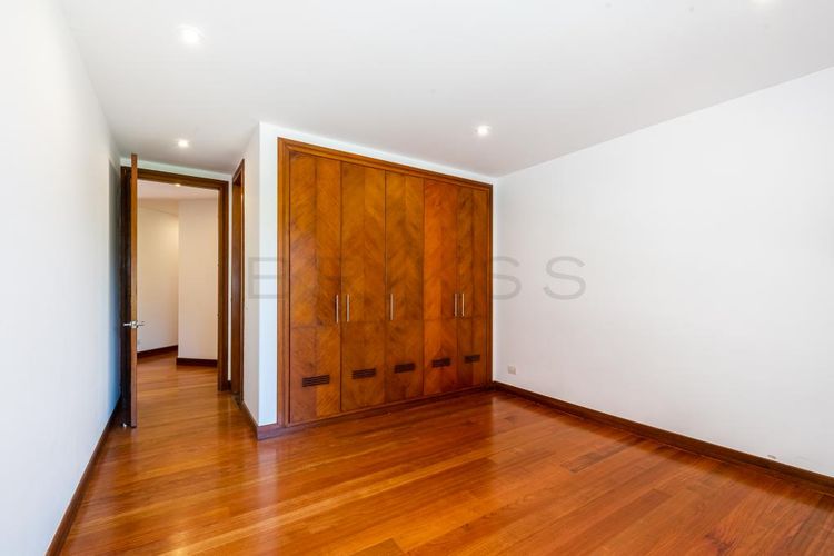 Apartamento de 4 alcobas en venta en Paramo, Bogotá, 298 m² · foto 19 de 20