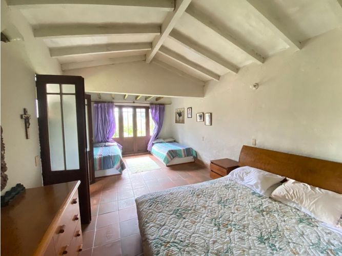 Casa de 4 alcobas en arriendo en Cabeceras De Llanogrande, Medellín, 350 m² · foto 21 de 24