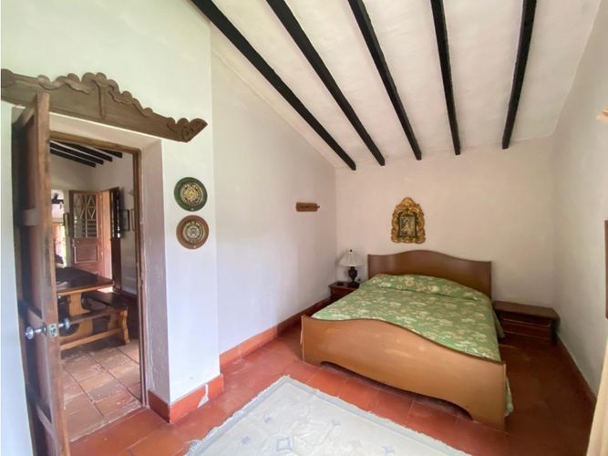 Casa de 4 alcobas en arriendo en Cabeceras De Llanogrande, Medellín, 350 m² · foto 23 de 24