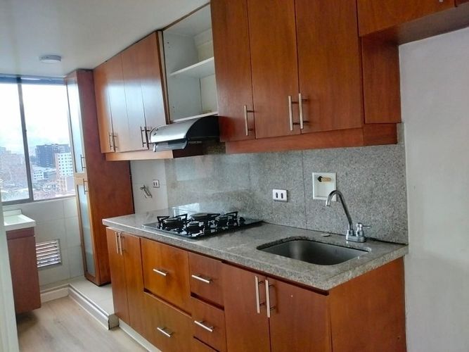 Apartamento de 2 alcobas en arriendo en San Joaquin, Medellín, 75 m² · foto 2 de 23