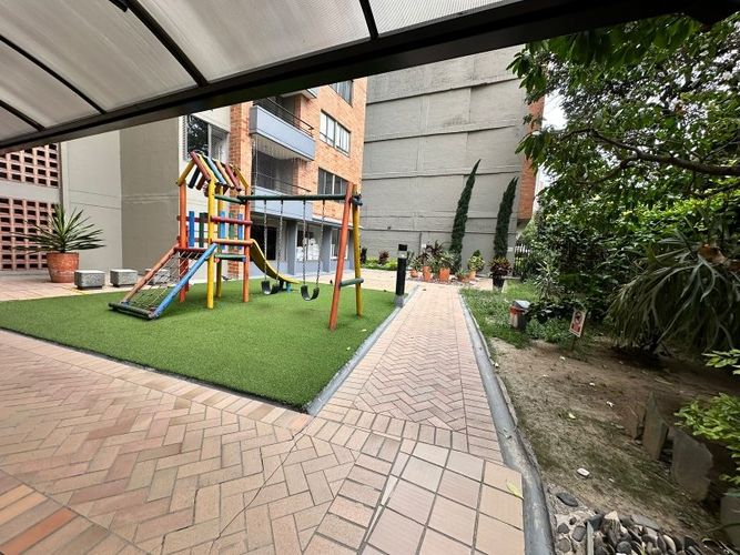 Apartamento de 2 alcobas en arriendo en San Joaquin, Medellín, 75 m² · foto 21 de 23