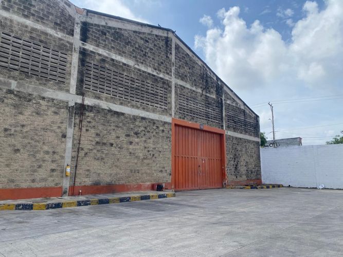 Bodega en arriendo en La Paz, Barranquilla, 729 m² · foto 2 de 2
