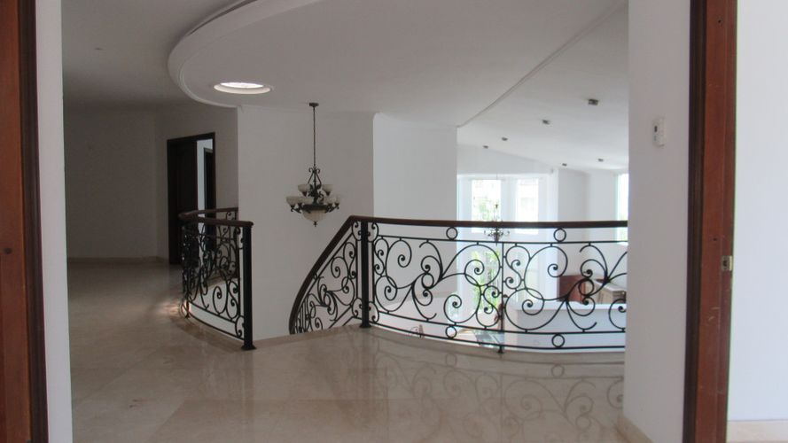 Casa de 4 alcobas en arriendo en Altos De Riomar, Barranquilla, 450 m² · foto 8 de 14