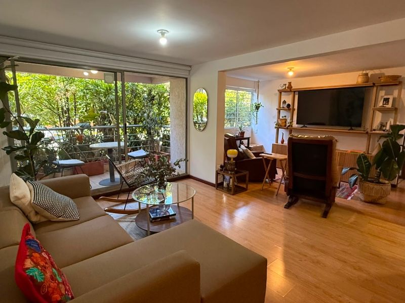 Apartamento en arriendo en Los Balsos, Medellín · foto 2 de 19