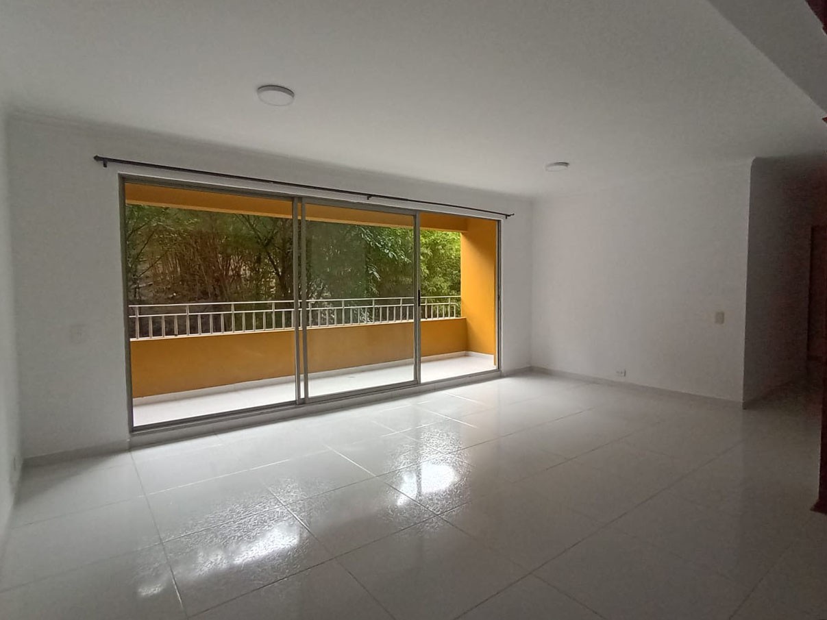Apartamento en Arriendo en Laureles, Medellín