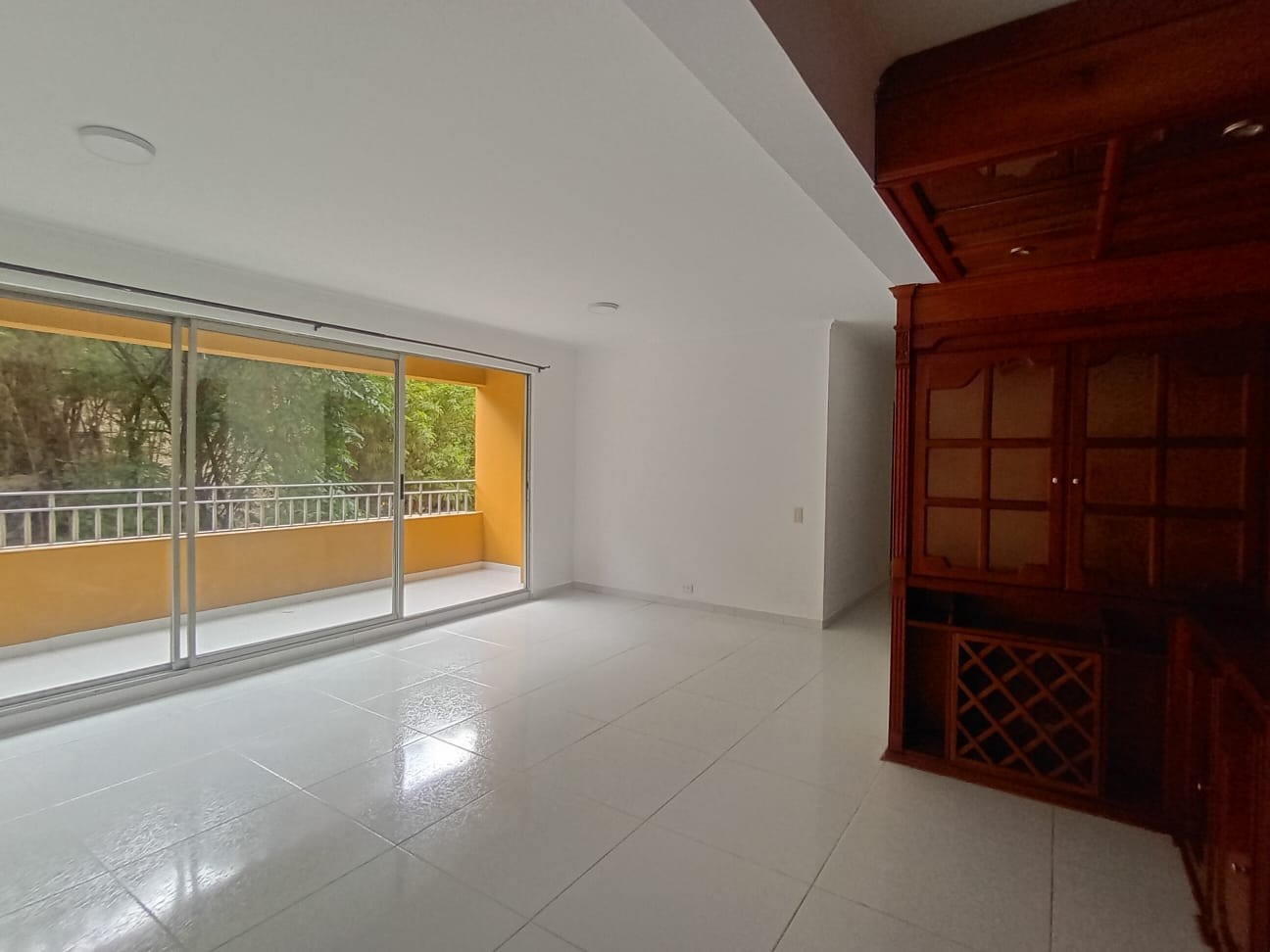 Apartamento en arriendo en Laureles, Medellín · foto 2 de 19