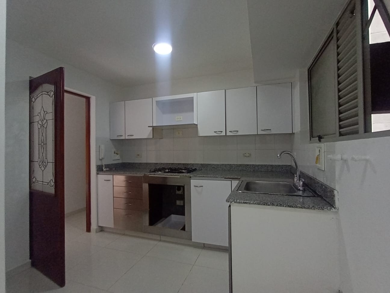 Apartamento en arriendo en Laureles, Medellín · foto 5 de 19