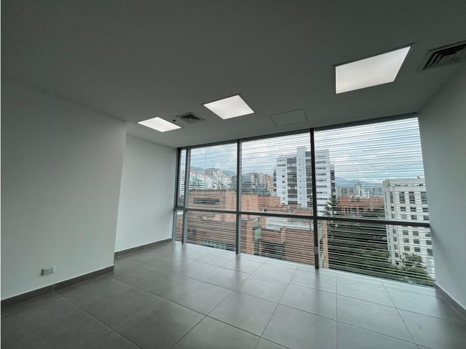 Oficina en arriendo en Milla De Oro, Medellín, 50 m² · foto 4 de 11
