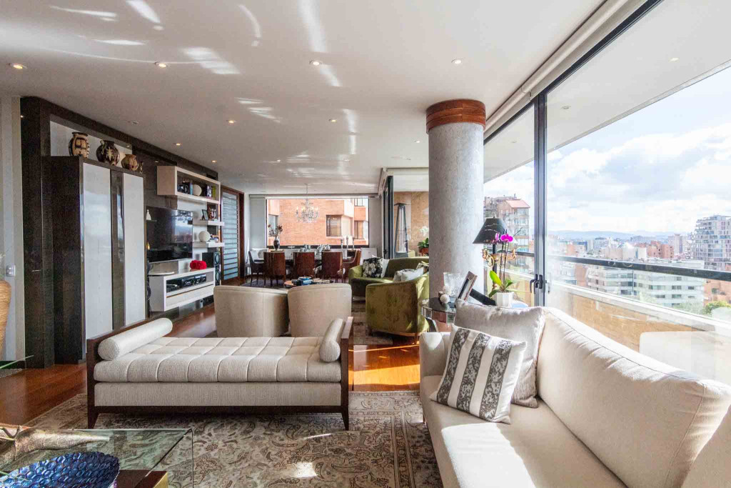 Apartamento en venta en El Refugio, Bogotá · foto 4 de 24