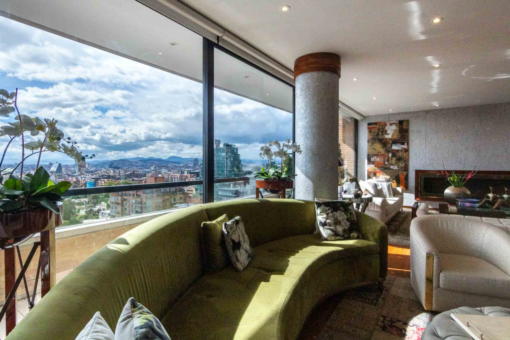 Apartamento en venta en El Refugio, Bogotá · foto 8 de 24