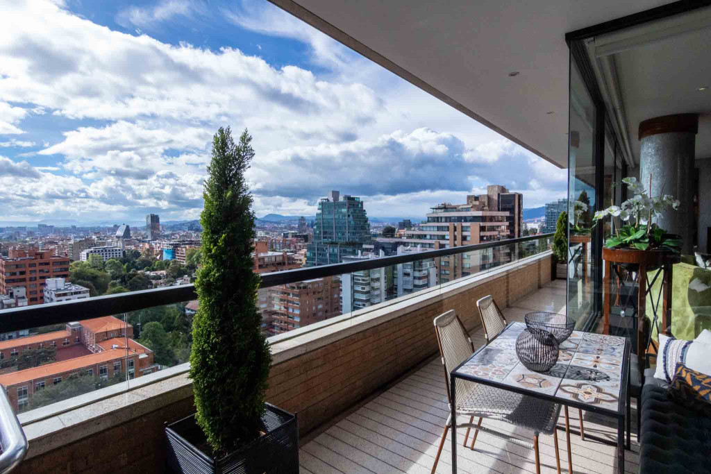 Apartamento en venta en El Refugio, Bogotá · foto 9 de 24