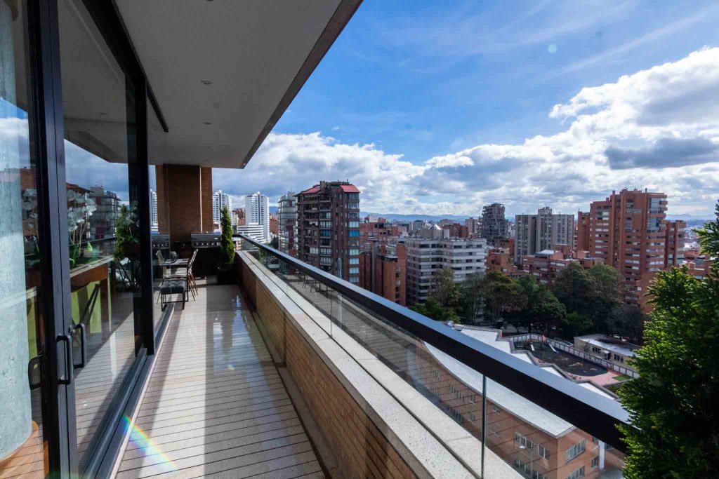 Apartamento en venta en El Refugio, Bogotá · foto 12 de 24