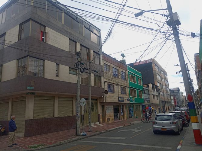 Casa de 5 alcobas en venta en Restrepo, Bogotá, 350 m² · foto 5 de 19