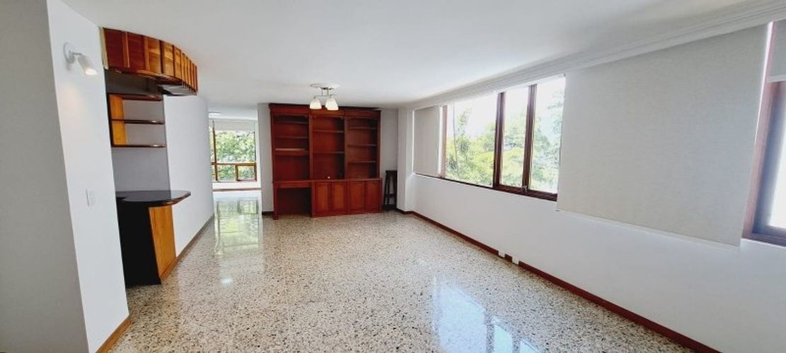 Apartamento de 3 alcobas en venta en Patio Bonito, Medellín, 145 m² · foto 8 de 13
