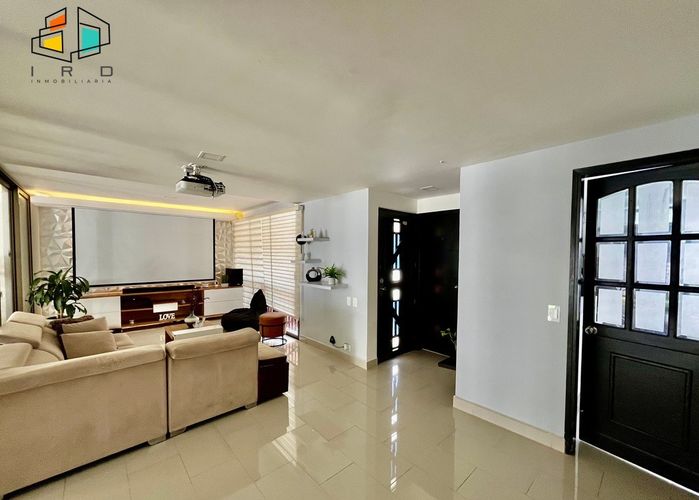 Casa de 3 alcobas en venta en Belén, Medellín, 191 m² · foto 4 de 24