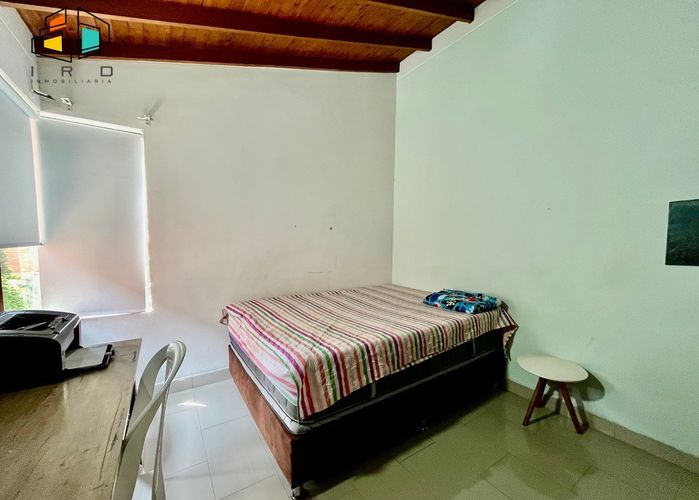 Casa de 3 alcobas en venta en Belén, Medellín, 191 m² · foto 18 de 24