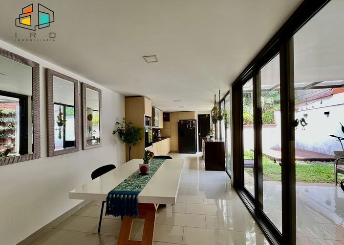 Casa de 3 alcobas en venta en Belén, Medellín, 191 m² · foto 6 de 24