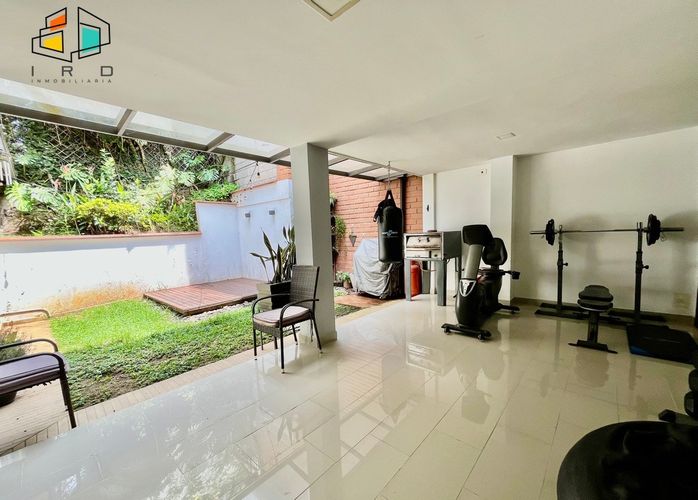 Casa de 3 alcobas en venta en Belén, Medellín, 191 m² · foto 11 de 24