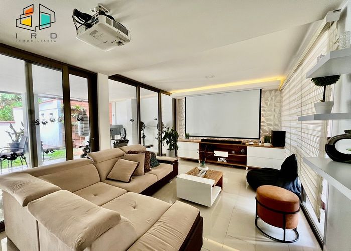 Casa de 3 alcobas en venta en Belén, Medellín, 191 m² · foto 5 de 24