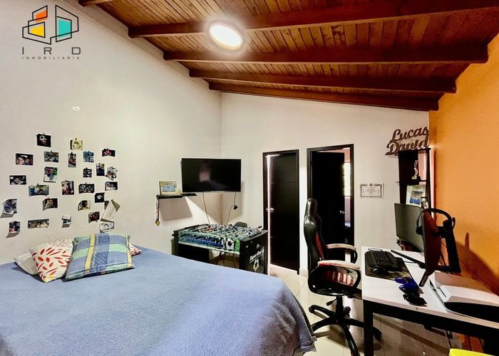 Casa de 3 alcobas en venta en Belén, Medellín, 191 m² · foto 19 de 24