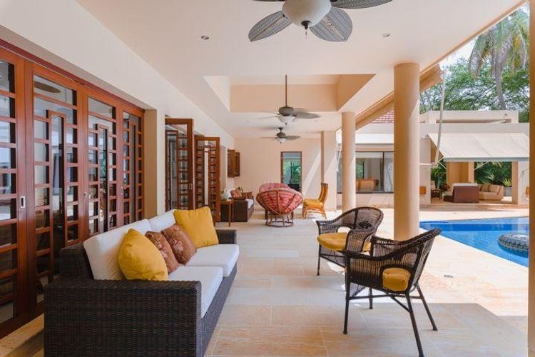 Casa de 4 alcobas en venta en Ricaurte, 400 m² · foto 5 de 20