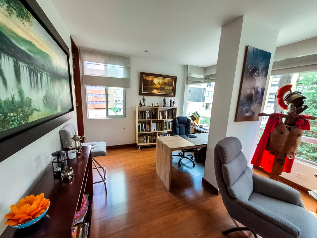 Apartamento en venta en Chico Norte, Bogotá · foto 8 de 21