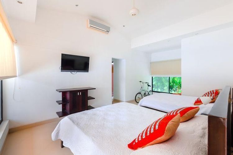 Casa de 4 alcobas en venta en Ricaurte, 400 m² · foto 17 de 20