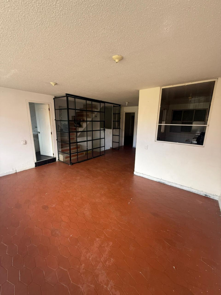 Casa en venta en Linterama, Bogotá · foto 7 de 24