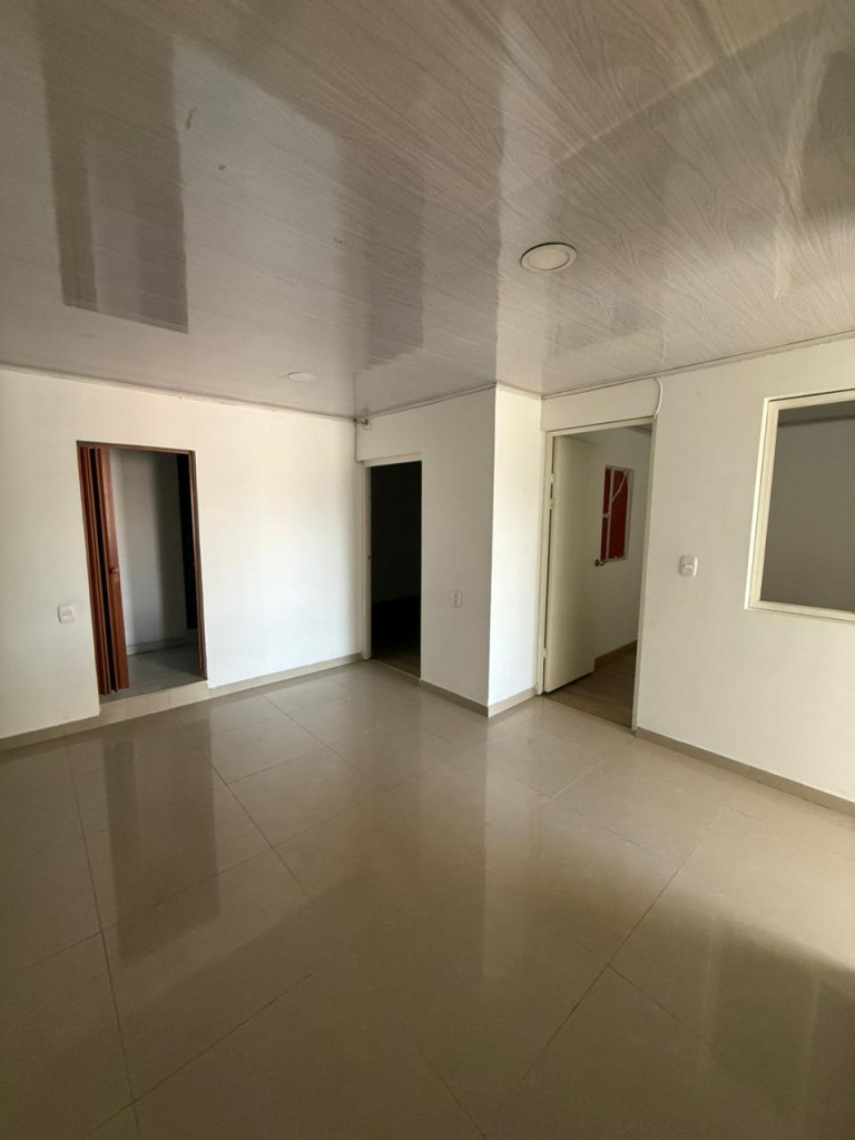 Casa en venta en Linterama, Bogotá · foto 17 de 24