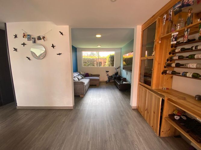 Casa de 3 alcobas en venta en Cr Costa Rica, Chía, 200 m² · foto 2 de 17