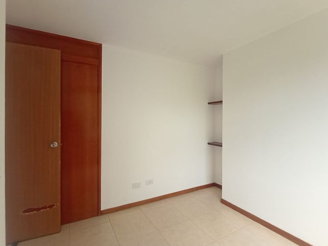 Apartamento de 3 alcobas en arriendo en Laureles, Medellín, 86 m² · foto 9 de 18
