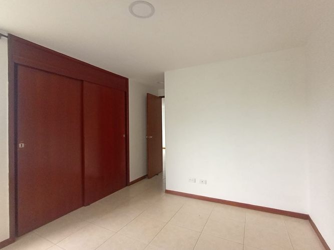 Apartamento de 3 alcobas en arriendo en Laureles, Medellín, 86 m² · foto 10 de 18