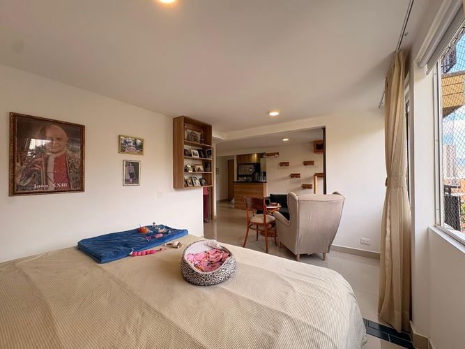 Apartamento de 1 alcoba en venta en Tres Esquinas, Sabaneta, 53 m² · foto 11 de 11