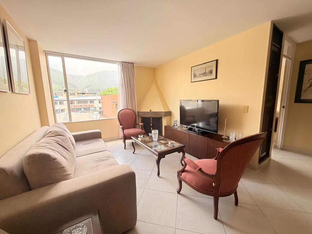 Apartamento en venta en La Soledad, Bogotá · foto 2 de 10