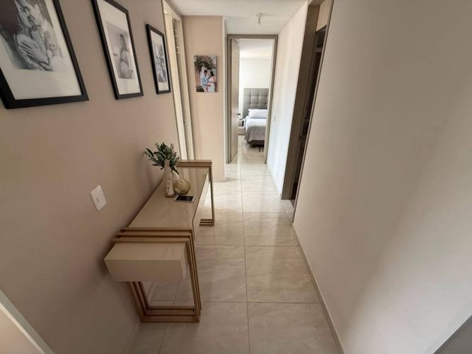 Apartamento de 3 alcobas en venta en San Antonio Del Carrizal, Girón, 68 m² · foto 6 de 12